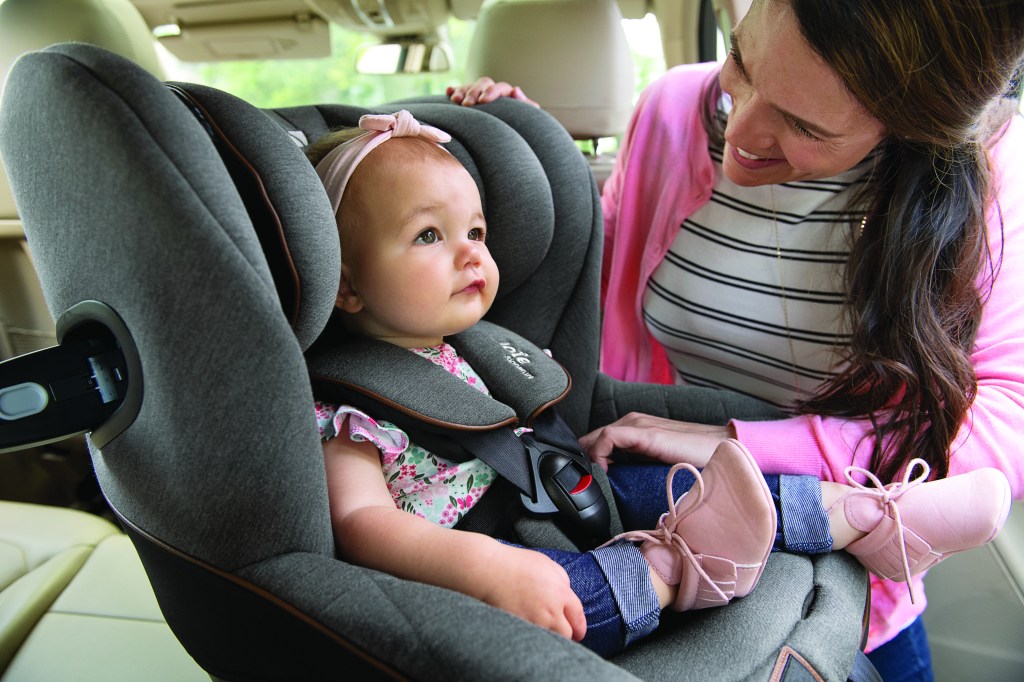 5 motive pentru a alege un scaun auto&nbsp;rotativ